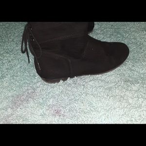 Faded glory size 2 girls shoes